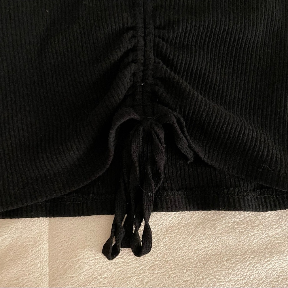 Zara Black Crop Top - Picture 2 of 4